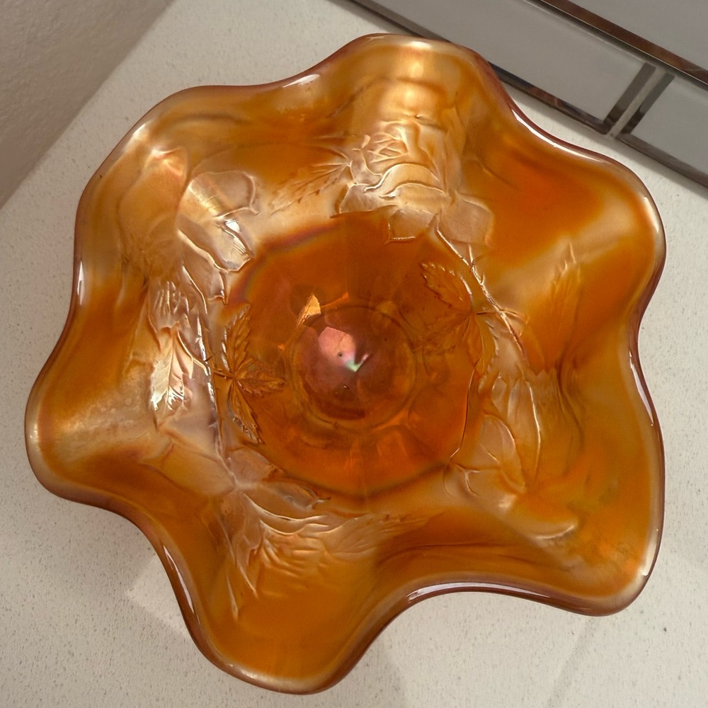 Vintage Carnival Glass Marigold Ruffled Edges Footed Bowl Iridescent Floral - Picture 5 of 17